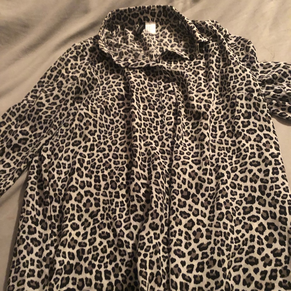 Black and White leopard print dress shirt-On Trend